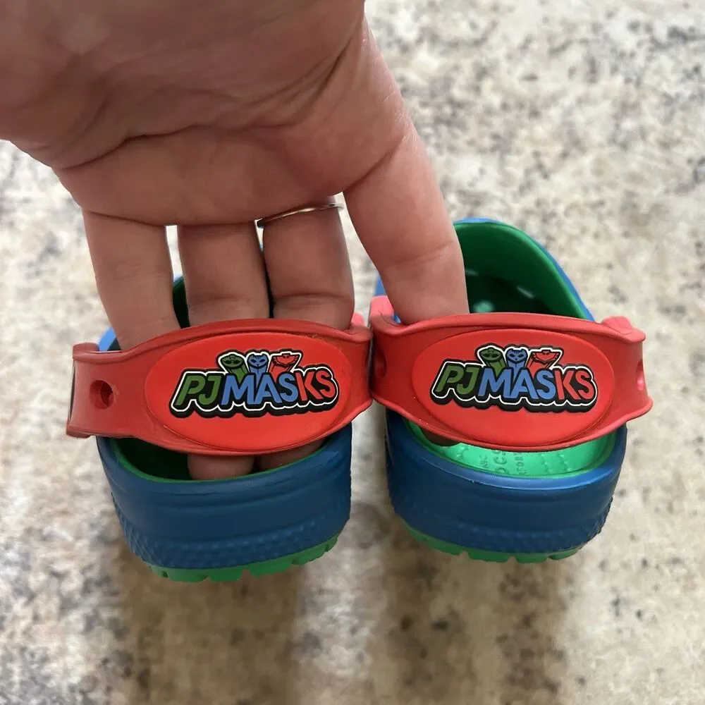 CROCS x PJ Masks Unisex Youth Size 5 C Blue/Green W/straps On Back